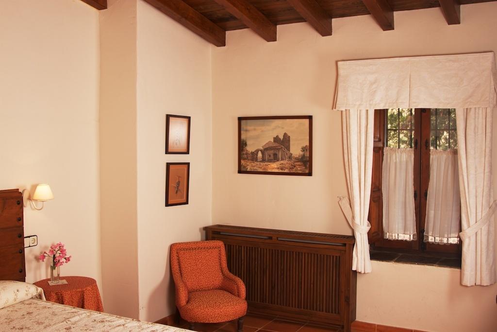 Palacio Viejo De Las Corchuelas Торрехон-ель-Рубіо Екстер'єр фото